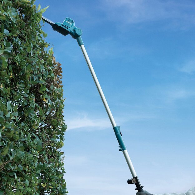 Makita DUN461WRG Akumuliatorinės teleskopinės gyvatvorių žirklės su 18V 1x6,0Ah 2