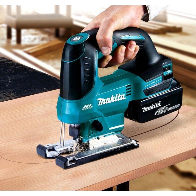 Makita DJV184Z Akumuliatorinis siaurapjūklis (18V be akumuliatorių ir kroviklio)