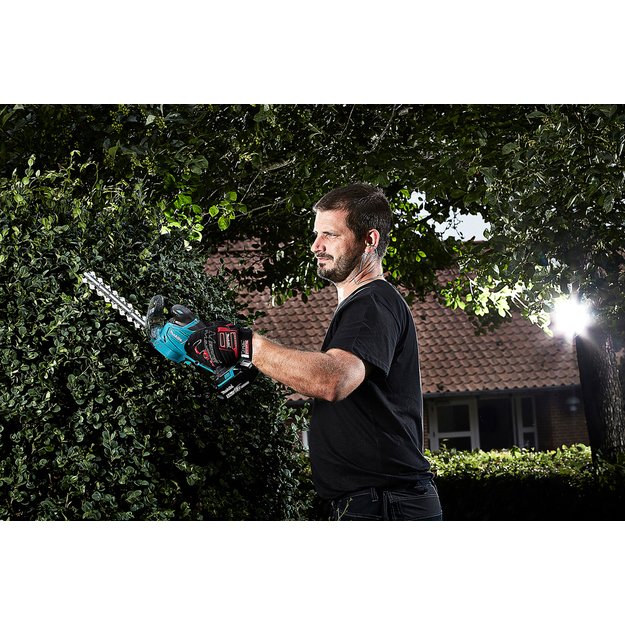 Makita DUM604RF akumuliatorinės žolės ir gyvatvorių žirklės su 18V Li-ion 1X3Ah