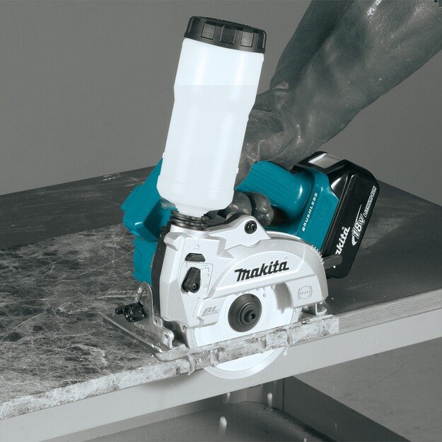 Makita DCC501ZX1 Akumuliatorinis diskinis pjūklas (18V be akumuliatoriaus ir kroviklio)