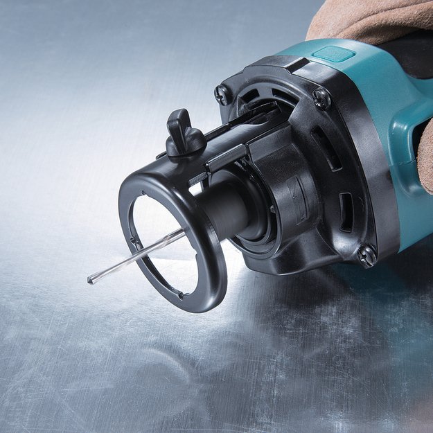 Makita DCO180Z Akumuliatorine freza gipso kartonui (18V Li-ion Be akumuliatorių ir kroviklio)