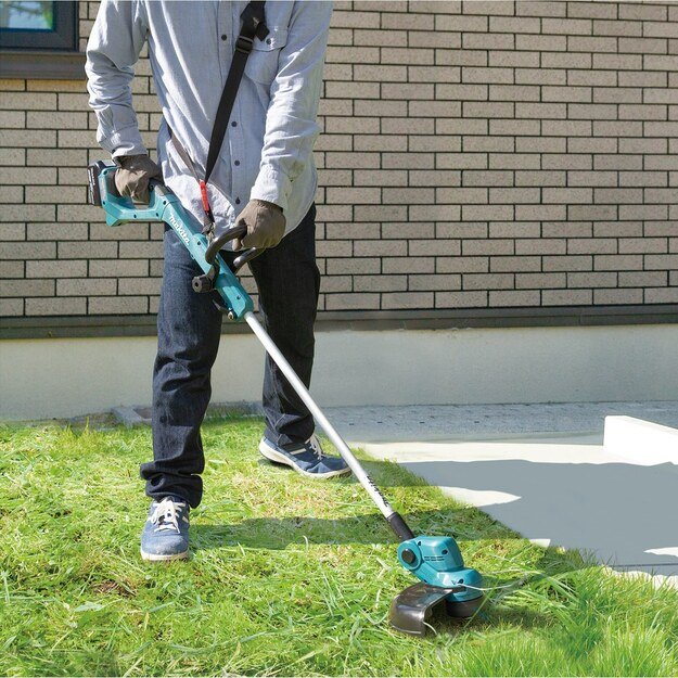 Makita DUR193Z akumuliatorinis trimeris (18V Li-ion Be akumuliatorių ir kroviklio)
