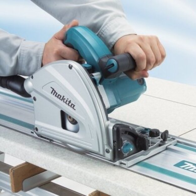 Makita SP6000J įleidžiamas diskinis pjūklas