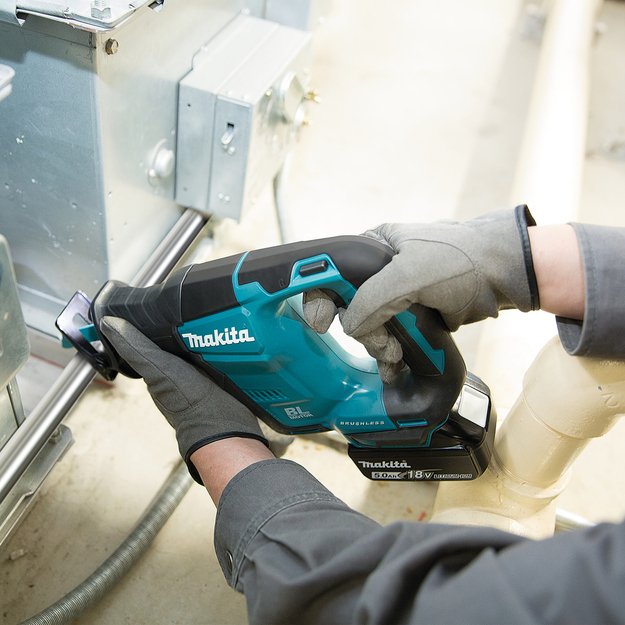 Makita DJR188Z akumuliatorinis tiesinis pjūklas (18V Li-ion be akumuliatorių ir kroviklio)